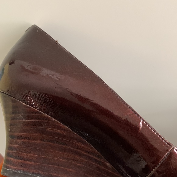 Marc Fisher - brown patent-style wedges, size 8, 2” heel, good used condition - Picture 9 of 11